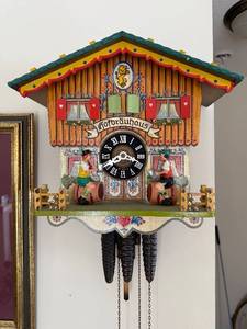 lot 105 image: Hofbrauhaus Cuckoo Clock - West Germany, Pinecone Weights