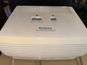 lot 230 image: Holmes Air PurifierIonizer - Compact Desktop Home Office Air Cleaner