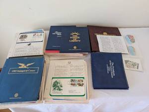 lot 84 image: Large Collection of Commemorative Stamp Albums and First Day Covers