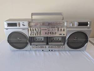 lot 96 image: Sharp GF-575 Stereo Boombox Cassette Recorder