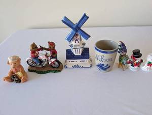 lot 128 image: Collection of Decorative Figurines Including Coca-Cola Bears, Porcelain Windmill, Glass Rooster and More