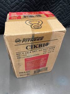 lot 43 image: BalanceFrom Kettlebell 10 lb - CIKB10