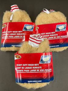 lot 73 image: Mpls - Lot of 3 Heavy Duty Wash Mitts