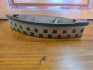 lot 125 image: Wood canoe, wood toy