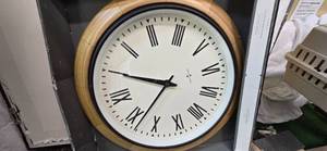 lot 34 image: Wall Clock