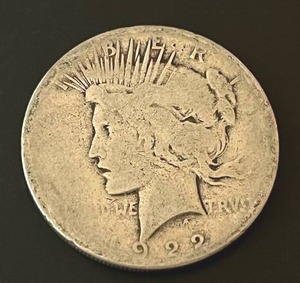 lot 39 image: 1922-S Peace Dollar