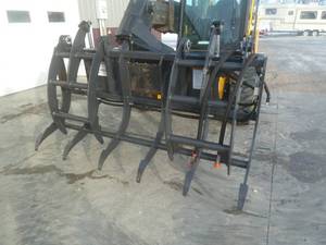 lot 67 image: Wolverine Sliding DebrisHay  Grapple 72