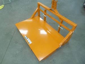 lot 159 image: Wolverine 3 Point Platform Deck 34