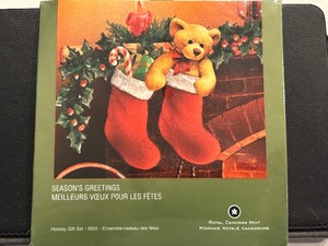 lot 42 image: 2005 Canada Mint Set Holiday Gift Set