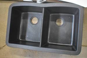 lot 46 image: Kitchen Sink
