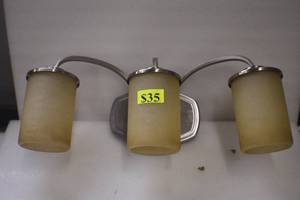 lot 8 image: Vanity Light