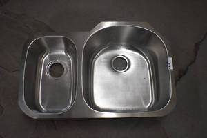 lot 43 image: Kitchen Sink
