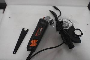 lot 86 image: WEN 944 4-12-Inch 7-Amp Angle Grinder