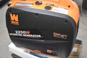 lot 104 image: WEN 56225i Super Quiet 2250-Watt Portable Inverter Generator with Fuel Shut-Off