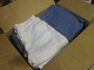lot 53 image: (EW4) Large Box Full of Assorted Cl...