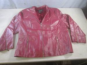lot 95 image: (BR1) Terry Lewis Leather Jacket Si...