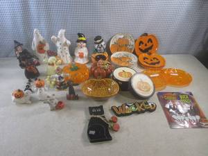 lot 154 image: (A-2) Assorted Halloween Fall Decor...