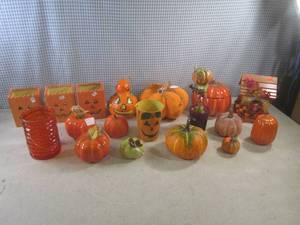 lot 156 image: (A-1) Assorted Fall Decor...
