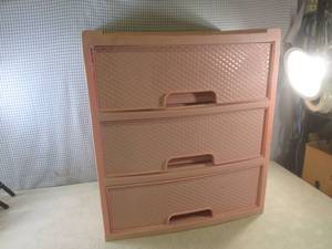 lot 182 image: (EW6) Pink 3-Drawer Organizer 25 H...
