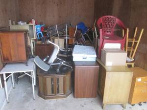 lot 203 image: (UD2) 10 ft x 10 ft Space Full of A...