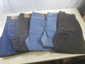 lot 211 image: (BS) 5 Pair of Jeans - Basic Equipm...
