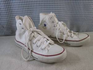 lot 213 image: (BS) Pair of Converse Chuck Taylor ...