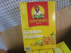 lot 291 image: (C-1) 5 Boxes of Golden Raisins 12 ...