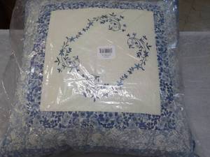 lot 66 image: 16 Square Pillow new from JCPenny...