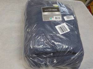 lot 68 image: Madison Park Signature 2 pc Bath Sh...