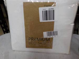 lot 78 image: Twin Size Bed Skirt New ...