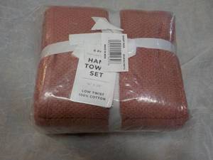 lot 97 image: 6 pack Hand Towels new from JCPenn...