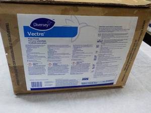 lot 114 image: 5 Gallons Diversey Vectra Floor Fin...