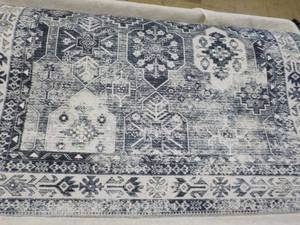 lot 115 image: Decomall Baola Area Rug 26 x 9...