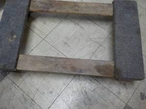 lot 122 image: Wood Dolly 30 x 18...