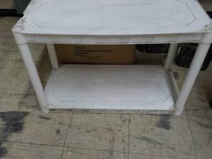 lot 126 image: 2 Shelf Plastic Shelving...