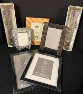 lot 169CC image: FR - Assorted Collection of 7 Picture Frames and Photo Holders