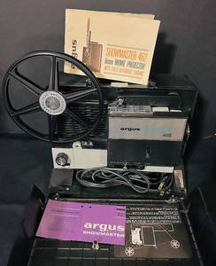 lot 173C image: FR - Vintage Argus Showmaster 462 8mm Movie Projector with Manual