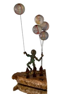 lot 22D image: Vintage Bijan Jester Balloon Sculpture