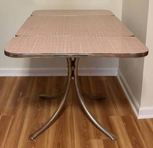 lot 16H image: LL - Vintage 1950s Pink Formica and Chrome Drop-Leaf Kitchen Table