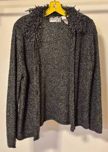 lot 18H image: LL - Sarah Bentley Petite PL Black and White Cardigan Sweater