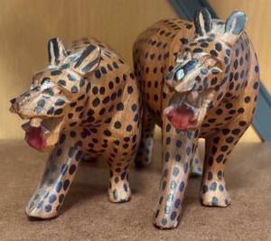lot 125H image: LL - Pair of Hand Carved Wooden Leopard Figurines