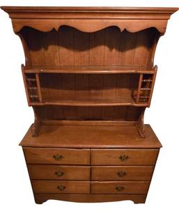 lot 188K image: LL-S - Vintage Wooden Dresser with Hutch and 6 Drawers