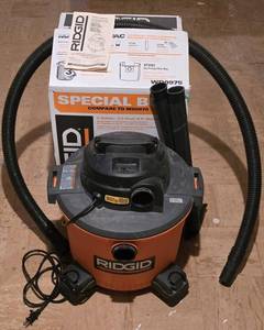 lot 190K image: LL-S - RIDGID 9-Gallon WetDry Shop Vacuum WD09700 with Accessories and Box