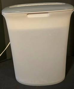 lot 328K image: LL-FR - OfficeMax Paper Shredder Model OM99732