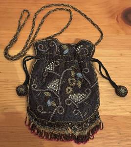 lot 48R image: O - Beaded Drawstring Handbag with Floral Design and Fringe