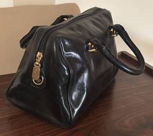 lot 91R image: O - Furla Black Genuine Leather Handbag