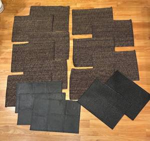 lot 255R image: LR - Collection of Sonoma and Assorted Placemats - Woven, Faux Leather and Textured Sets