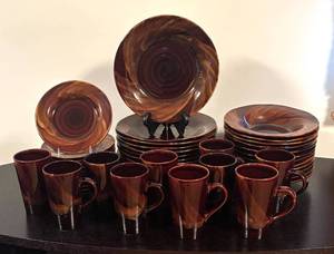 lot 257R image: LR - Home Stoneware Tortoise Shell Dinnerware Set with Plates, Bowls, and Mugs