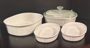 lot 302R image: LR - Corning French White Bakeware Set
