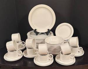 lot 311R image: LR - Stonehenge Midwinter Oven-to-Tableware Dinnerware Set